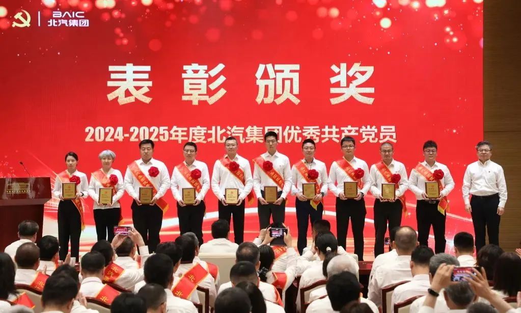 1750470623700536 1750470623700536