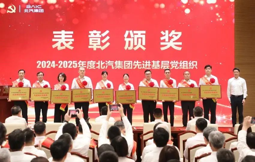 1750470662866792 1750470662866792